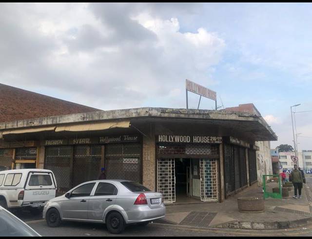 BUSINESS FOR SALE IN LA ROCHELLE